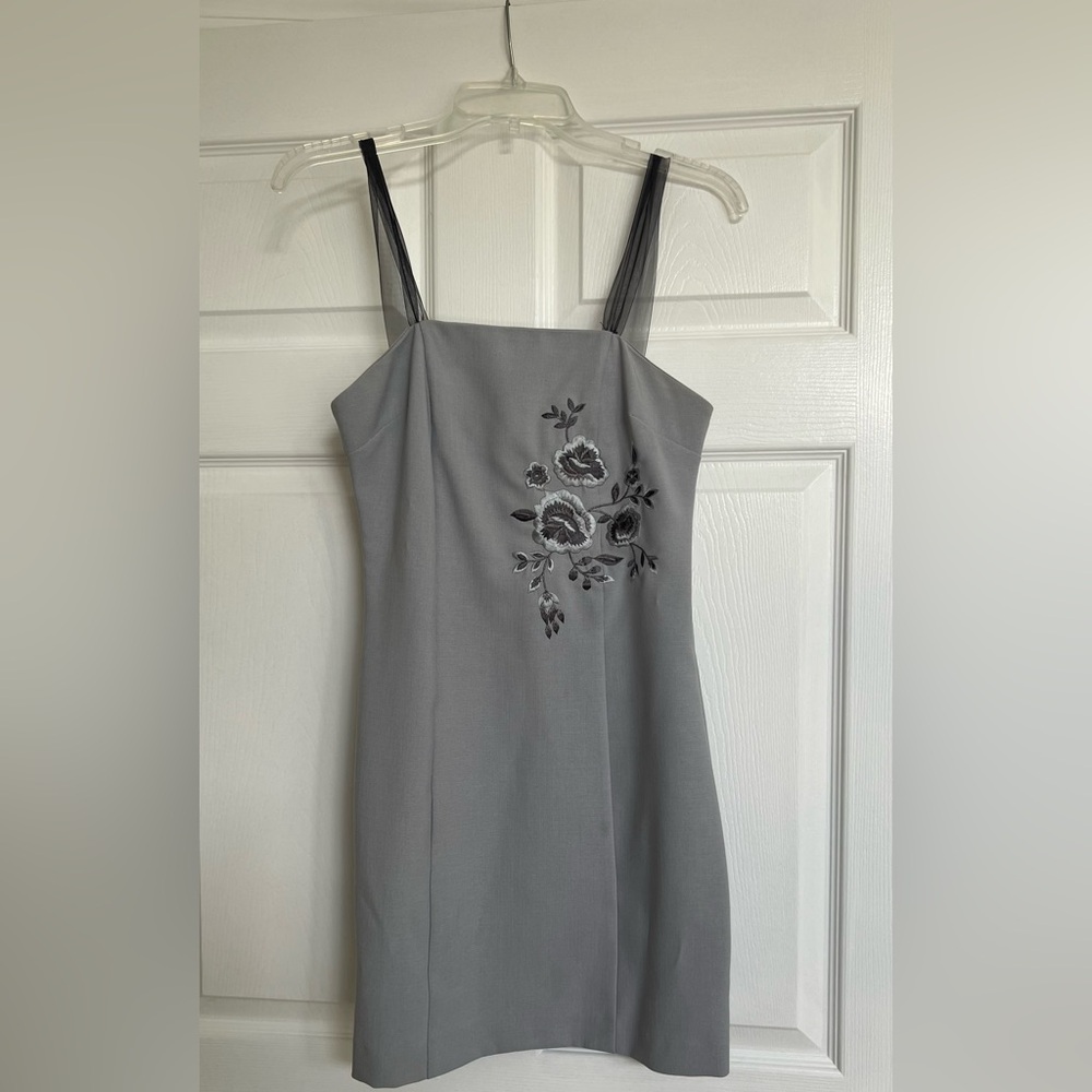 Necessary Objects Gray Embroidered Floral Mini Dress small